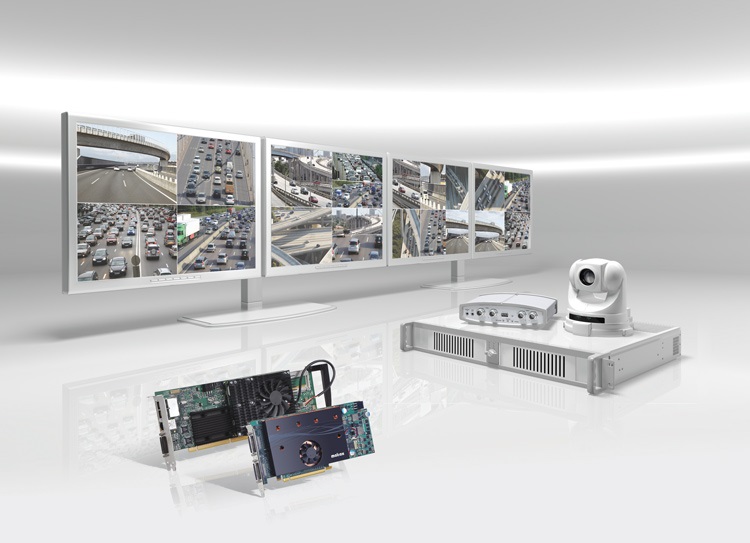 Сервер видеонаблюдения. Камера высокотехнологичная. Сервер Matrox. Париж Гермес аппаратура слежения.